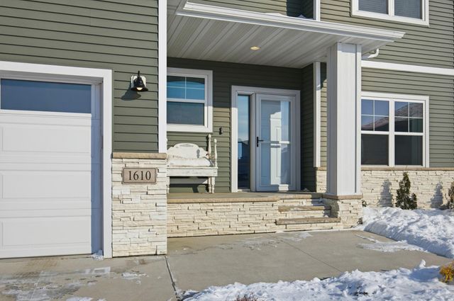 1610 5th Avenue NE, Dilworth, MN 56529