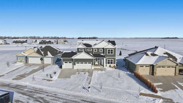1610 5th Avenue NE, Dilworth, MN 56529