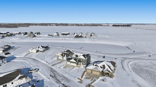 1610 5th Avenue NE, Dilworth, MN 56529