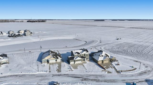 1610 5th Avenue NE, Dilworth, MN 56529