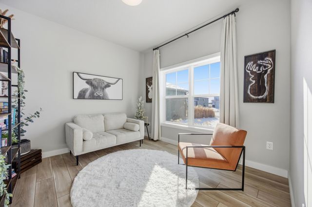 1610 5th Avenue NE, Dilworth, MN 56529