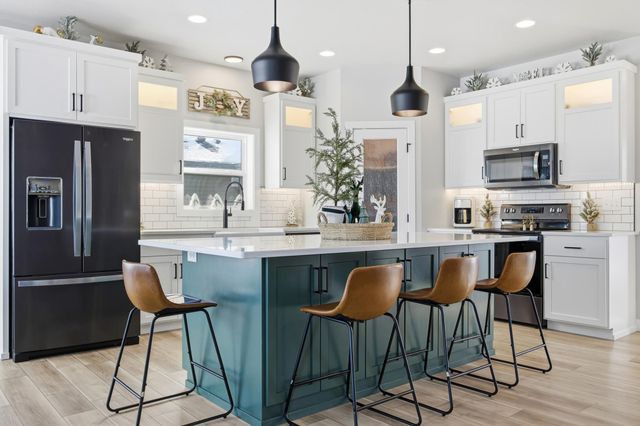 1610 5th Avenue NE, Dilworth, MN 56529