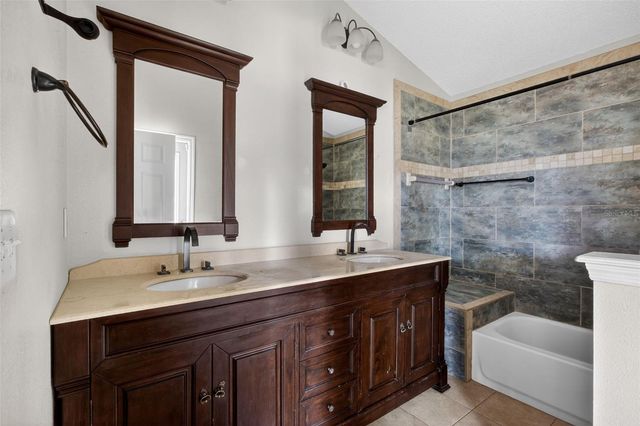 1015 BARTLETT COURT, Oviedo, FL 32765