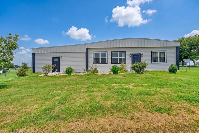 11234 N Loop Road, Brenham, TX 77833