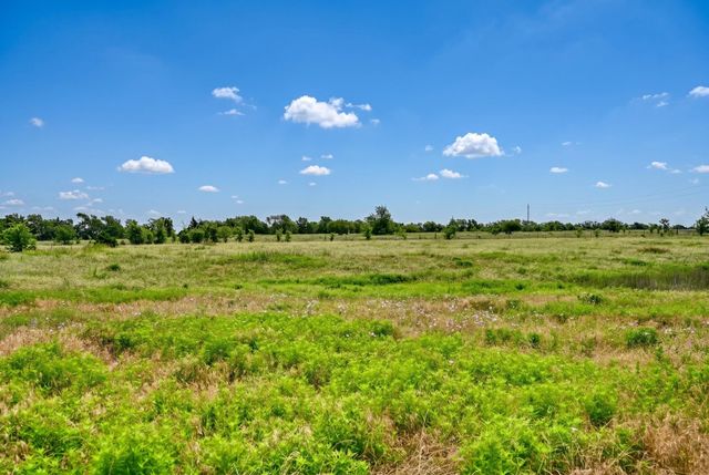 11234 N Loop Road, Brenham, TX 77833