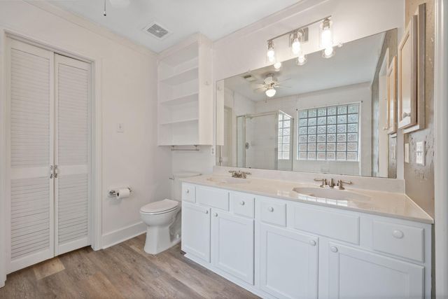 10847 Spruce Drive S, La Porte, TX 77571