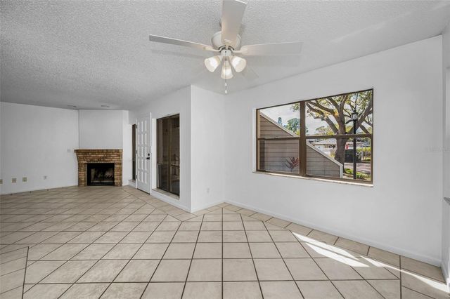 10626 LONGWOOD DRIVE 102, Seminole, FL 33777