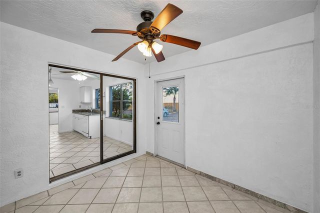 10626 LONGWOOD DRIVE 102, Seminole, FL 33777