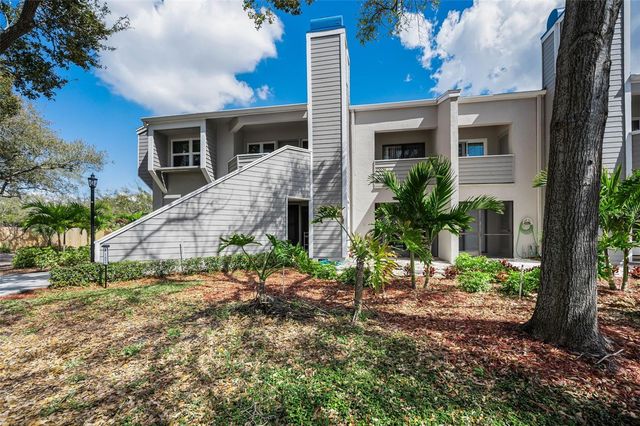10626 LONGWOOD DRIVE 102, Seminole, FL 33777