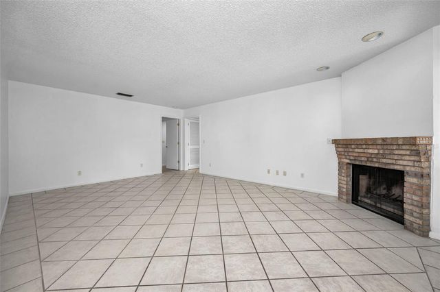 10626 LONGWOOD DRIVE 102, Seminole, FL 33777