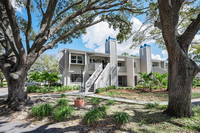 10626 LONGWOOD DRIVE 102, Seminole, FL 33777