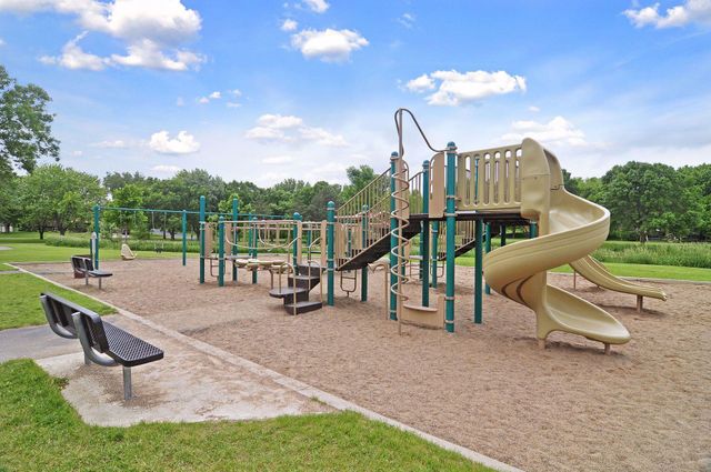 13793 89th Place N, Maple Grove, MN 55369