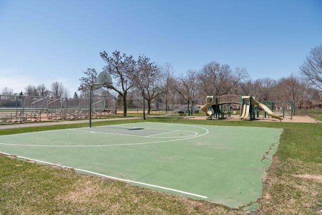 13793 89th Place N, Maple Grove, MN 55369