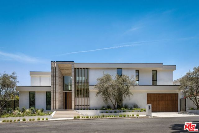 2436 Jupiter Drive, Los Angeles, CA 90046