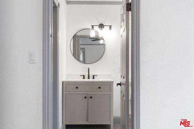 2943 Chesapeake Avenue, Los Angeles, CA 90016