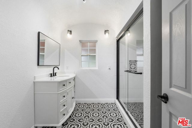 2943 Chesapeake Avenue, Los Angeles, CA 90016