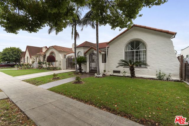 2943 Chesapeake Avenue, Los Angeles, CA 90016