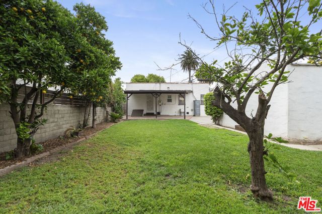 2943 Chesapeake Avenue, Los Angeles, CA 90016