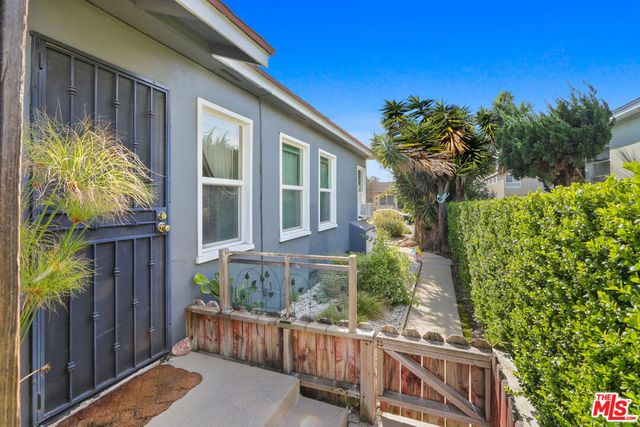 4201 E Jacinto Way, Long Beach, CA 90815