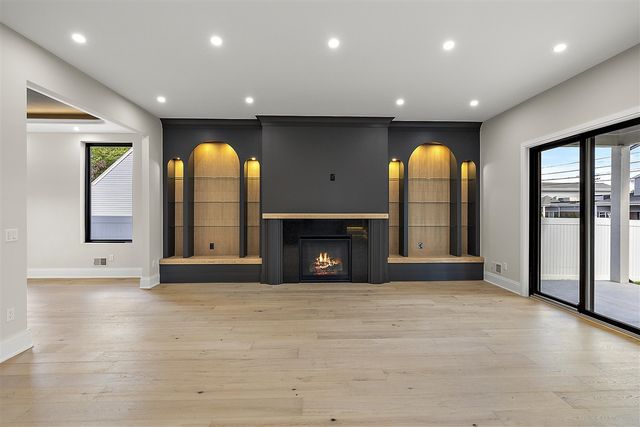 4240 Mandalay Avenue, Royal Oak, MI 48073