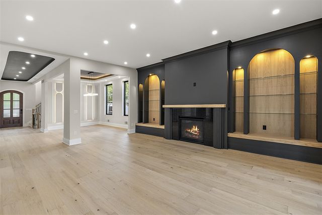 4240 Mandalay Avenue, Royal Oak, MI 48073