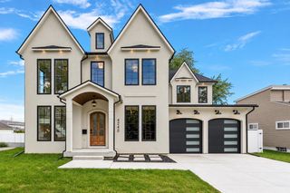 4240 Mandalay Avenue, Royal Oak, MI 48073