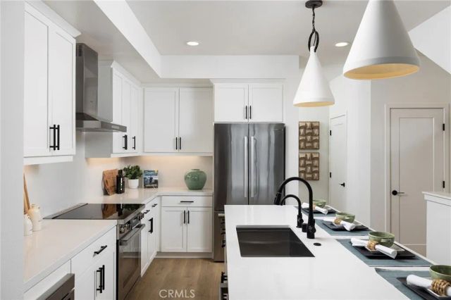 318 E William Way, La Habra, CA 90631