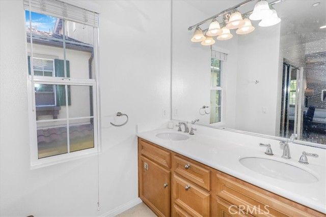 32 Perennial, Irvine, CA 92603