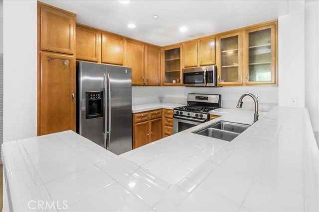 32 Perennial, Irvine, CA 92603