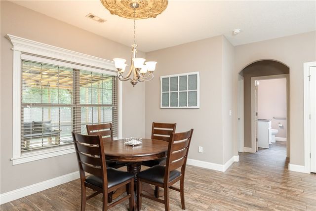 1166 Trail Bluff Drive, Fayetteville, AR 72703