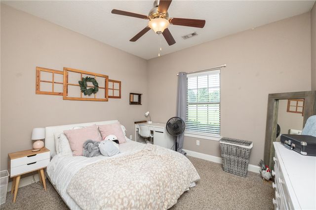 1166 Trail Bluff Drive, Fayetteville, AR 72703
