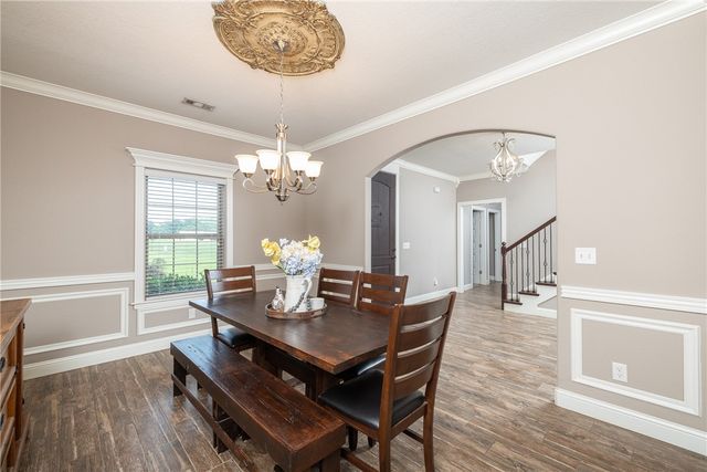 1166 Trail Bluff Drive, Fayetteville, AR 72703