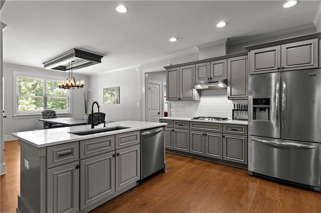27 Dorian Court, Newnan, GA 30265