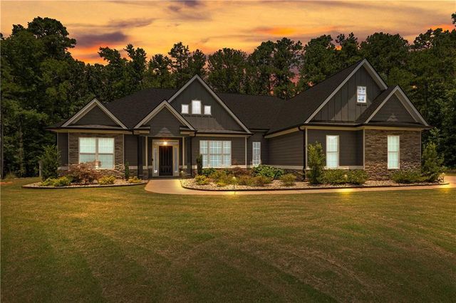 27 Dorian Court, Newnan, GA 30265