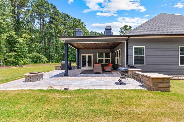 27 Dorian Court, Newnan, GA 30265