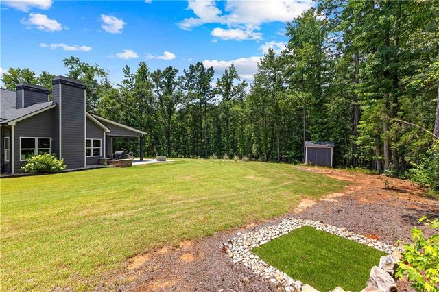 27 Dorian Court, Newnan, GA 30265