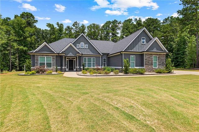 27 Dorian Court, Newnan, GA 30265