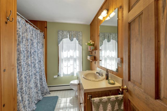 204 Cherry Valley Road, Alton, NH 03810