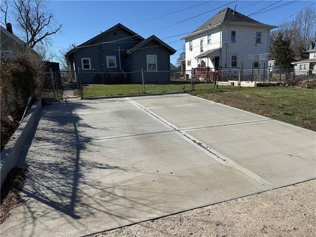 1726 Freeman Avenue, Kansas City, KS 66102