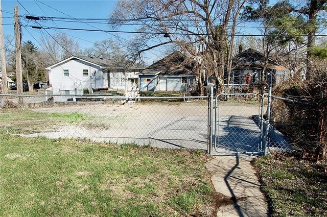 1726 Freeman Avenue, Kansas City, KS 66102