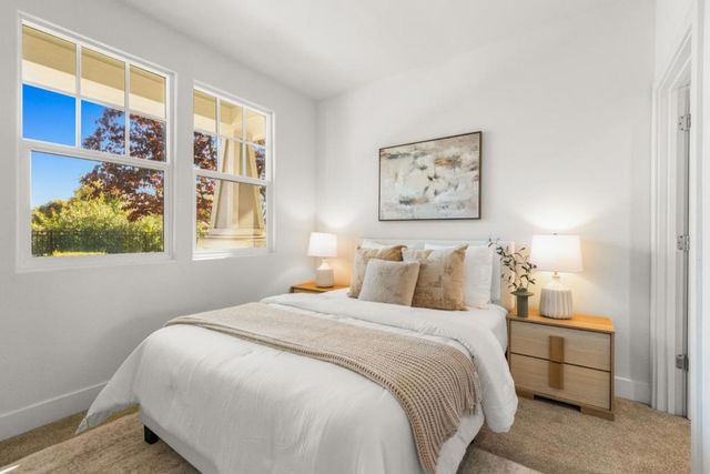 3818 Pyramid Way, Mountain View, CA 94043