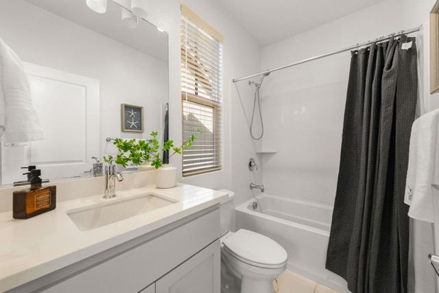 3818 Pyramid Way, Mountain View, CA 94043
