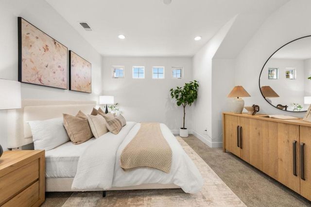 3818 Pyramid Way, Mountain View, CA 94043