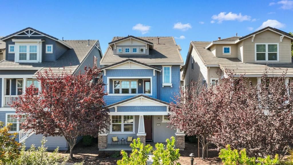3818 Pyramid Way, Mountain View, CA 94043