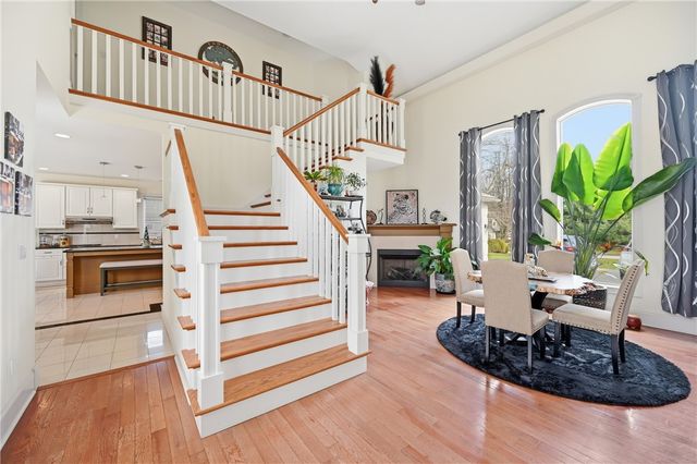 2440 Pierce Bluffs Dr, Hermitage, PA 16148