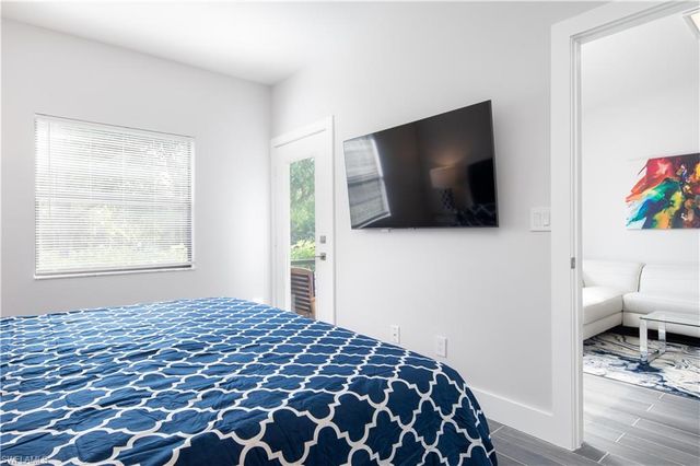 3323 Olympic DR 711, Naples, FL 34105