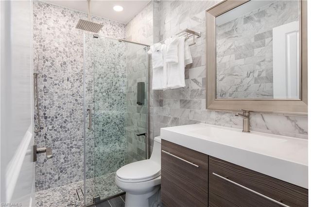 3323 Olympic DR 711, Naples, FL 34105