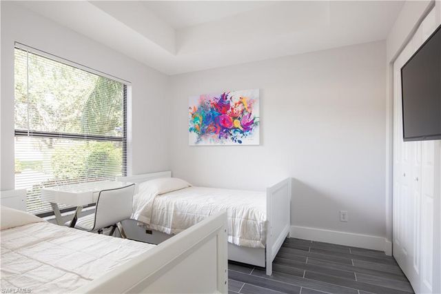 3323 Olympic DR 711, Naples, FL 34105
