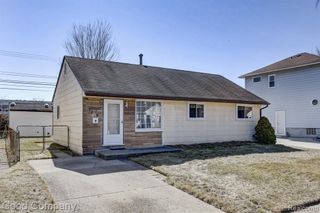 1169 W Marshall Street, Ferndale, MI 48220