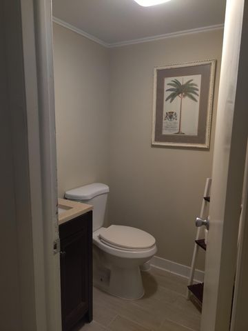 369 Burgundy H 369, Delray Beach, FL 33484